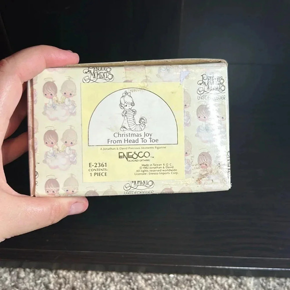 Precious Moments Christmas Joy from Head To Toe Porcelain. - Picture 6 of 8